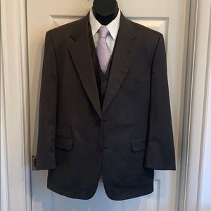 42R 3 piece suit Louis Feraud dark gray